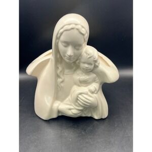 Vtg‎ Virgin Mary and Baby Jesus Ceramic Planter Religious Decor Cream 8" x 7.5"